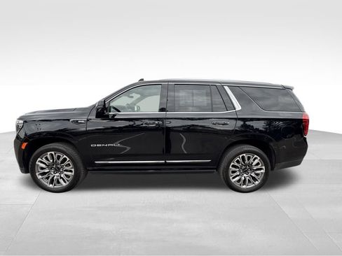 Used 2023 GMC Yukon Denali Ultimate AWD/4WD image 11