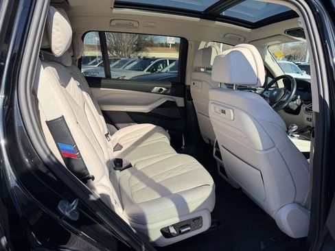 Used 2021 BMW X7 xDrive40i w/ Executive Package image 13
