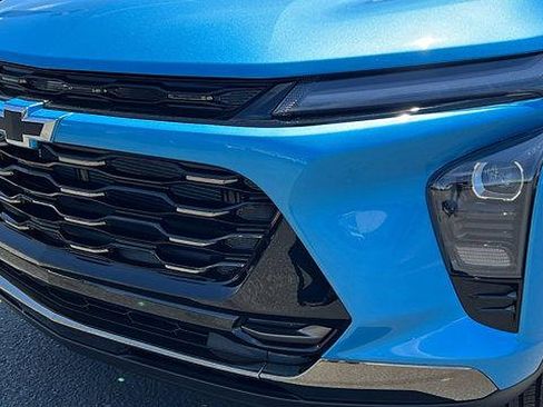 New 2025 Chevrolet Trax ACTIV w/ Driver Confidence Package image 9