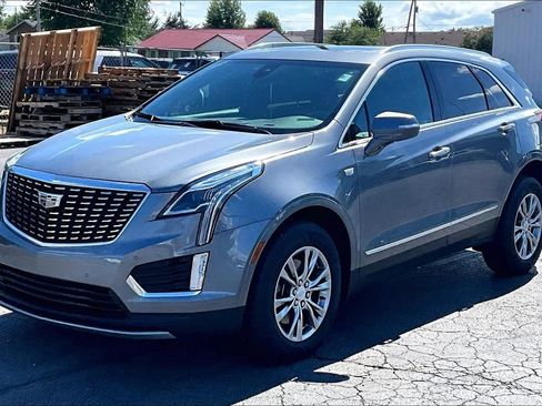 Used 2021 Cadillac XT5 Premium Luxury AWD/4WD image 2