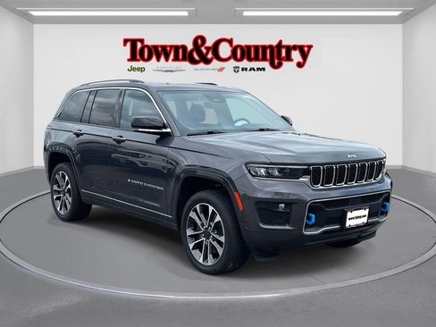 Used 2022 Jeep Grand Cherokee Overland image 1