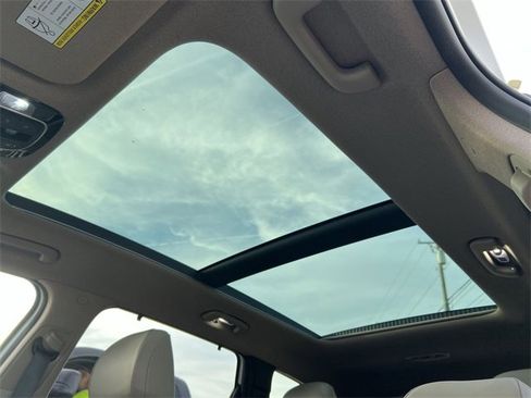 Used 2023 Hyundai Santa Fe Limited image 22