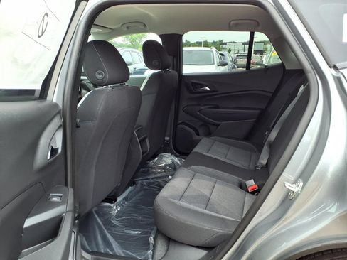 New 2026 Chevrolet Trax LS w/ LS Convenience Package FWD image 9