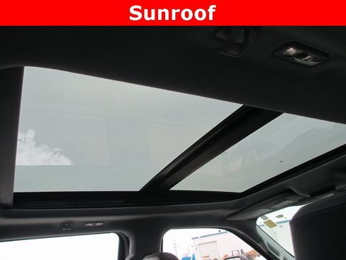 Used 2023 Ford F250 Lariat w/ Sport Appearance Package image 13