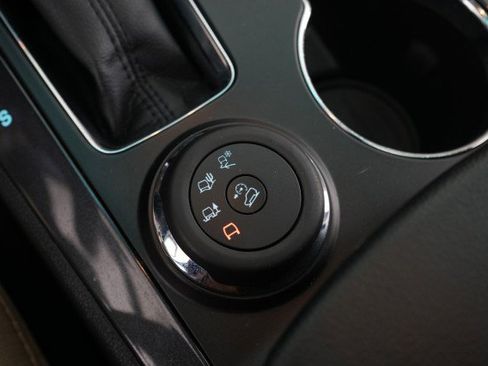 Used 2017 Ford Explorer XLT w/ Equipment Group 201A image 57