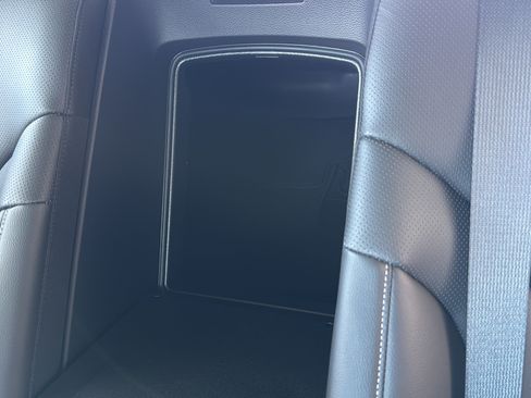 Used 2023 Genesis G80 2.5T RWD image 31