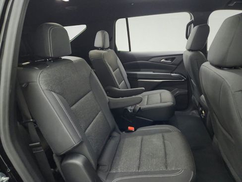 Used 2024 Chevrolet Traverse LT w/ Midnight/Sport Edition AWD/4WD image 29
