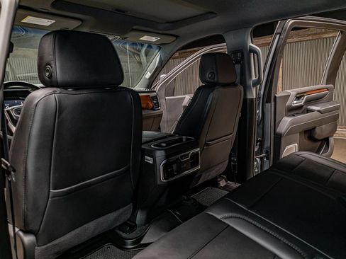 Used 2026 GMC Sierra 3500 Denali w/ Denali Reserve Package AWD/4WD image 24