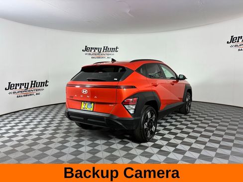 Used 2025 Hyundai Kona SEL image 7