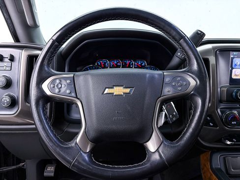 Used 2019 Chevrolet Silverado 2500 High Country w/ Duramax Plus Package image 28