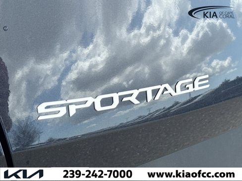 New 2026 Kia Sportage EX image 12