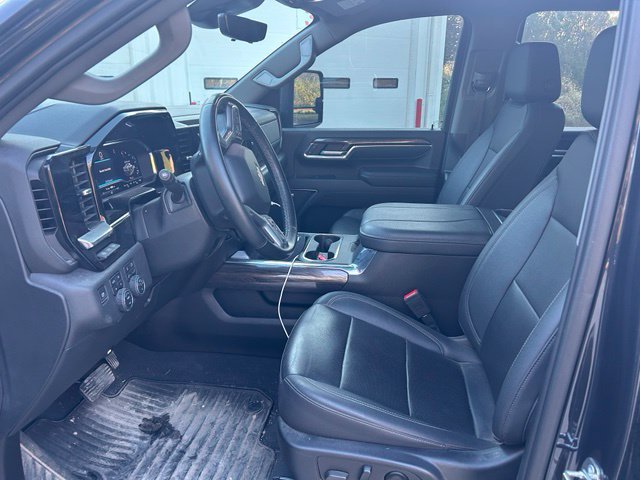 Certified 2024 Chevrolet Silverado 3500 LTZ w/ LTZ Convenience Package AWD/4WD image 5