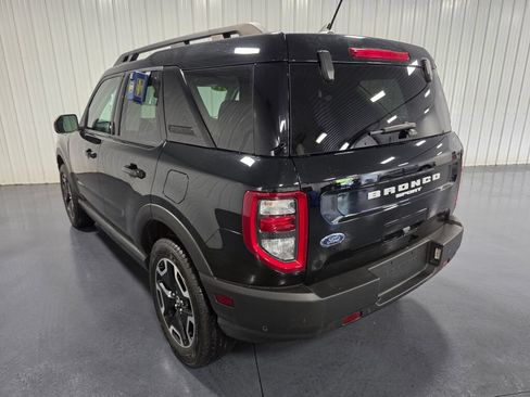Used 2022 Ford Bronco Sport Outer Banks w/ Tech Package AWD/4WD image 3