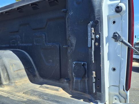 Used 2023 Chevrolet Silverado 1500 LTZ AWD/4WD image 8
