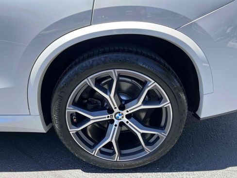Used 2019 BMW X5 xDrive50i w/ M Sport Package AWD/4WD image 51