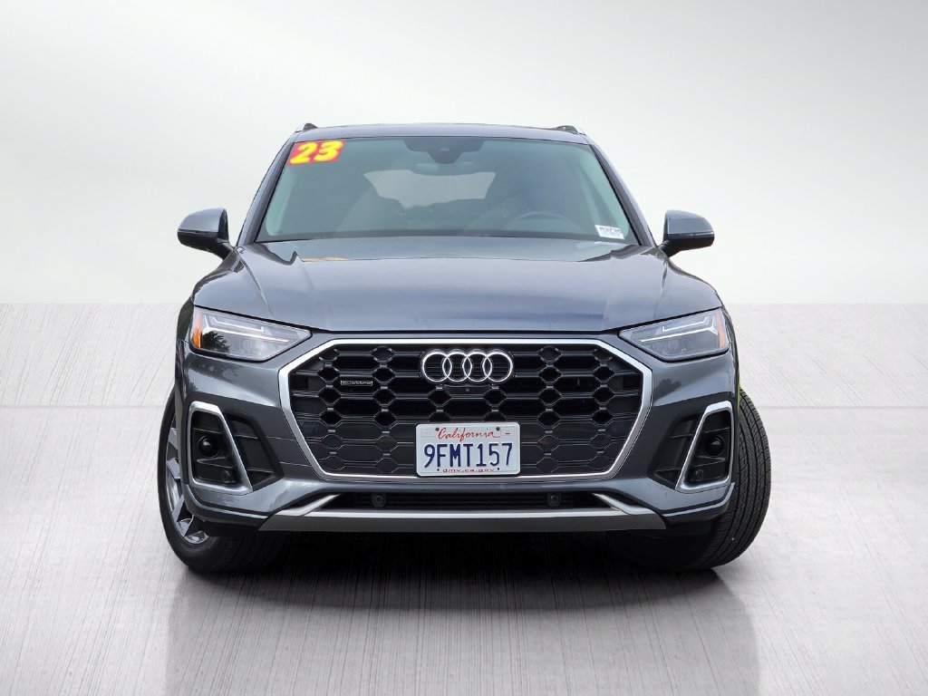 Used 2023 Audi Q5 2.0T Premium Plus w/ Premium Plus Package AWD/4WD image 2