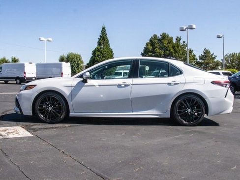 Used 2023 Toyota Camry XSE w/ Navigation Package image 4