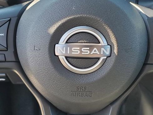 Certified 2025 Nissan Kicks Play S image 21