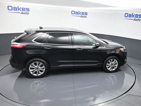 Used 2024 Ford Edge Titanium image 54