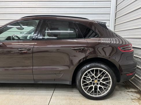 Used 2017 Porsche Macan S image 5