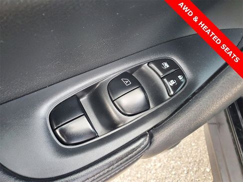 Used 2020 Nissan Rogue S image 9