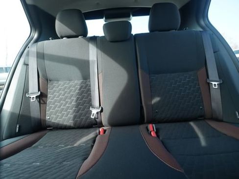 Used 2024 Nissan Kicks SR image 32