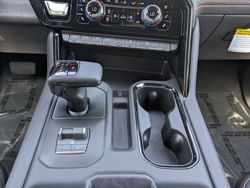 New 2026 GMC Sierra 1500 AT4 w/ AT4 Premium Package AWD/4WD image 22