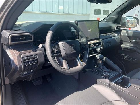 New 2026 Toyota Tacoma Limited AWD/4WD image 7