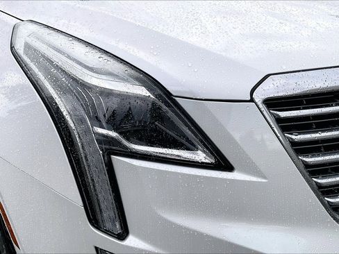 Used 2018 Cadillac XT5 Platinum image 26