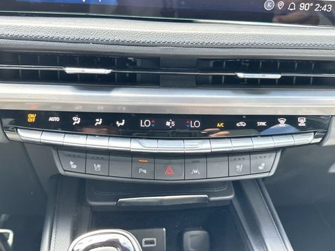 Certified 2024 Cadillac XT4 Sport FWD image 27