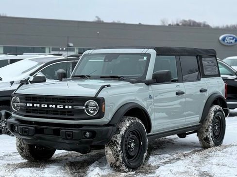 Used 2023 Ford Bronco Black Diamond image 31