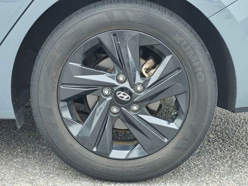 Used 2023 Hyundai Elantra SEL image 24