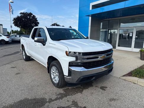 Used 2019 Chevrolet Silverado 1500 LT w/ All-Star Edition AWD/4WD image 1