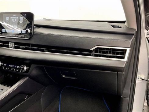 Used 2023 Mitsubishi Outlander 4WD Plug-In Hybrid image 15