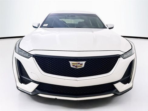 Used 2020 Cadillac CT5 Sport image 2