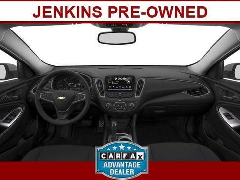 Used 2016 Chevrolet Malibu LT image 10