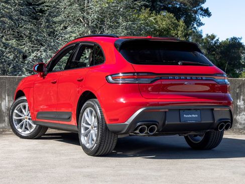 New 2026 Porsche Macan AWD/4WD image 3
