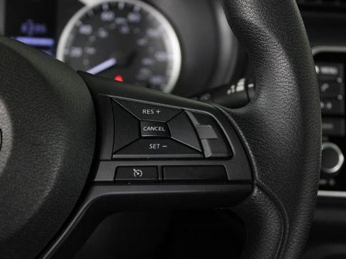 Certified 2025 Nissan Kicks Play S FWD image 26