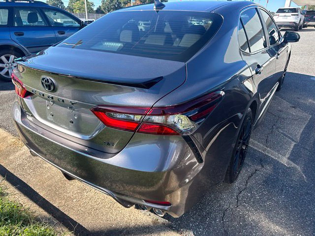 Used 2024 Toyota Camry SE FWD image 5