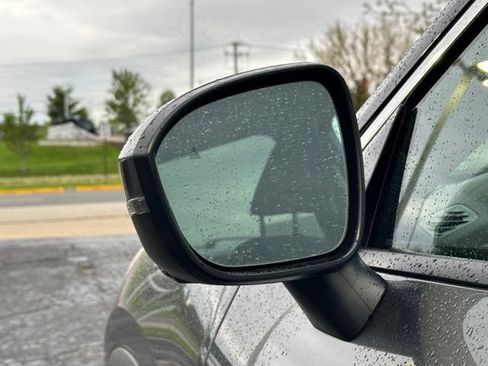 Certified 2021 Nissan Rogue SV AWD/4WD image 12
