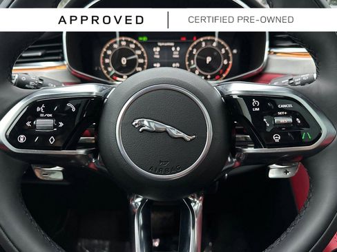 Used 2025 Jaguar F-PACE R-Dynamic S AWD/4WD image 9