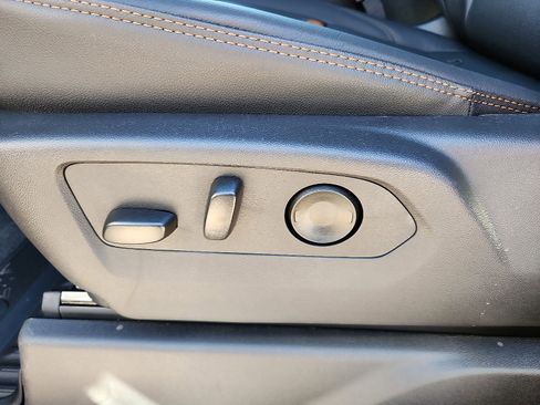 New 2026 GMC Sierra 2500 AT4 w/ AT4 Premium Plus Package image 10