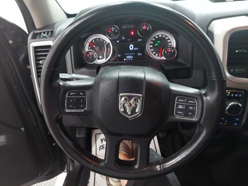 Used 2017 RAM 1500 Big Horn AWD/4WD image 5