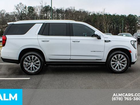 Used 2024 GMC Yukon Denali image 9