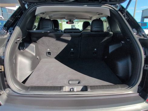 Used 2022 Jeep Cherokee Latitude Lux image 10