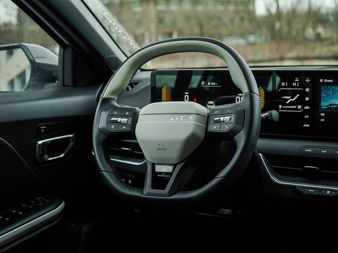 New 2026 Kia K4 GT-Line image 14