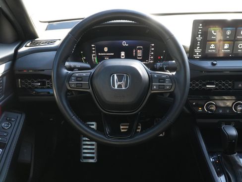 Used 2024 Honda Accord Sport image 21