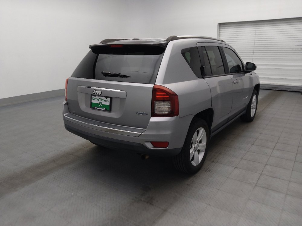 Used 2015 Jeep Compass High Altitude FWD image 9