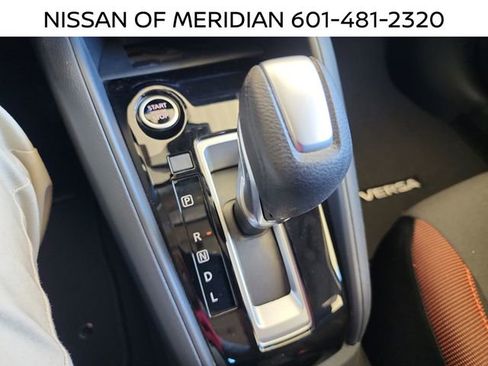 New 2025 Nissan Versa SR w/ Trunk Package image 24