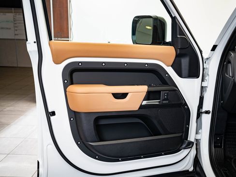 New 2026 Land Rover Defender 130 V8 image 23